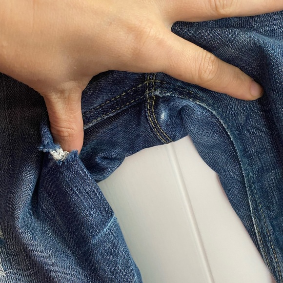 Guess Jeans low rise distressed jeans, blue, size 29 - Picture 8 of 10
